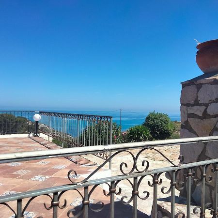 Hotel Cala Rossa Castellammare del Golfo Exterior foto