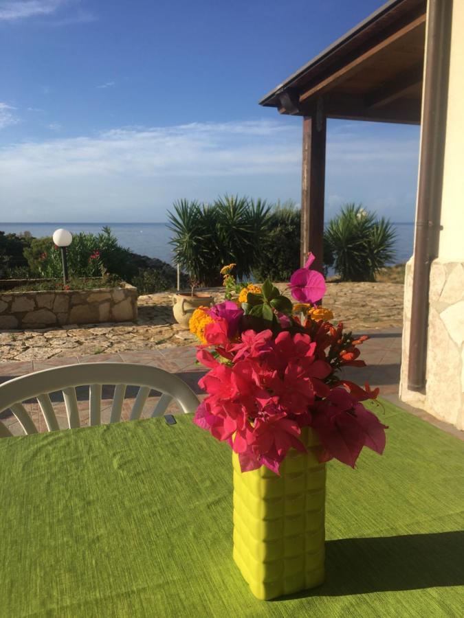 Hotel Cala Rossa Castellammare del Golfo Exterior foto
